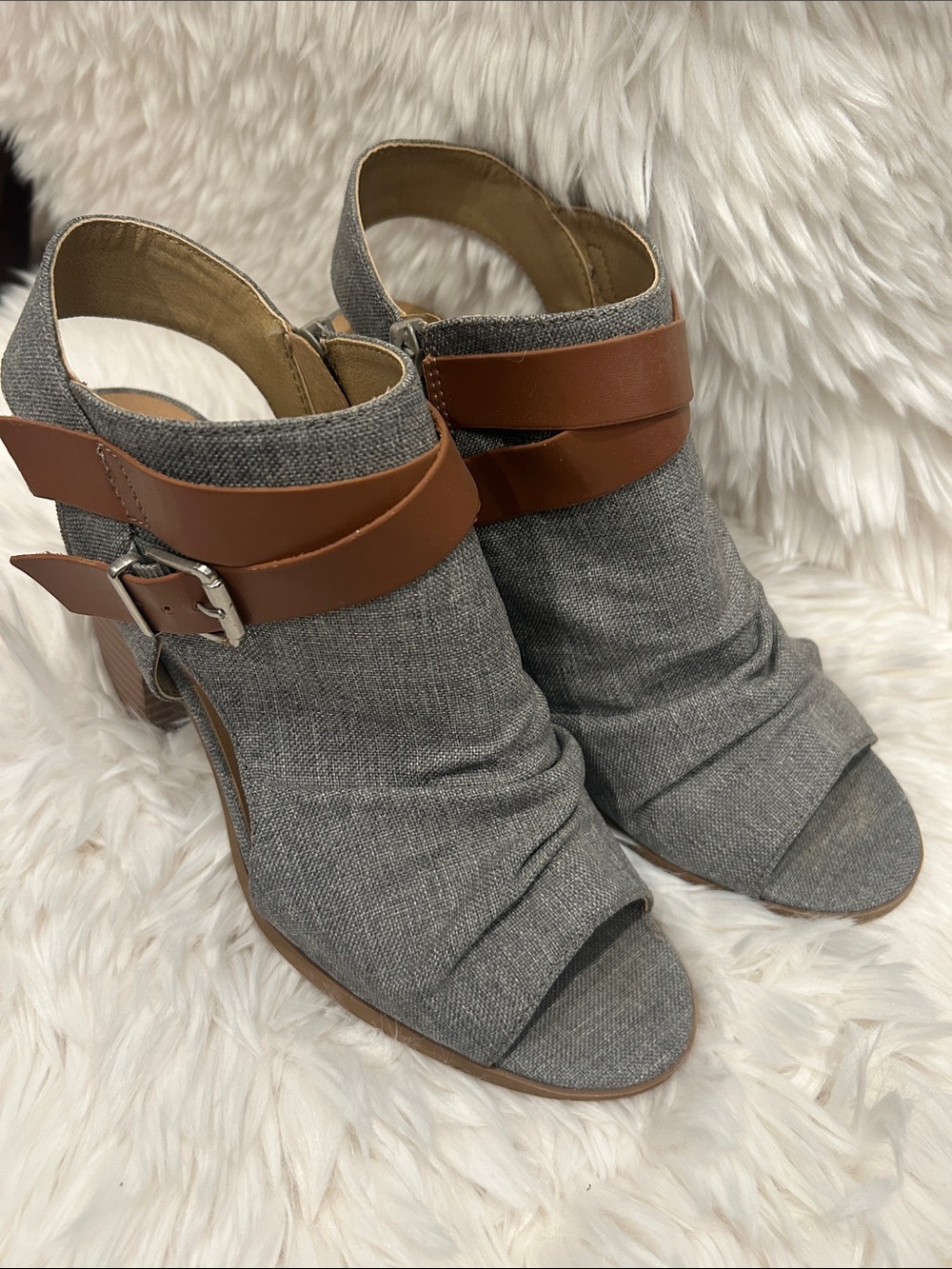 Soda Gray Fabric Peep-Toe Heels with Brown Buckle Strap